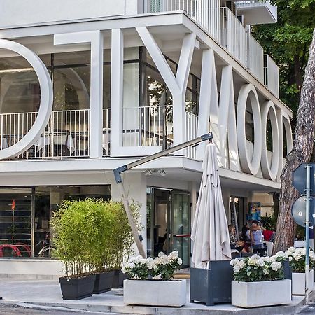 Hotel Hollywood Riccione Luaran gambar