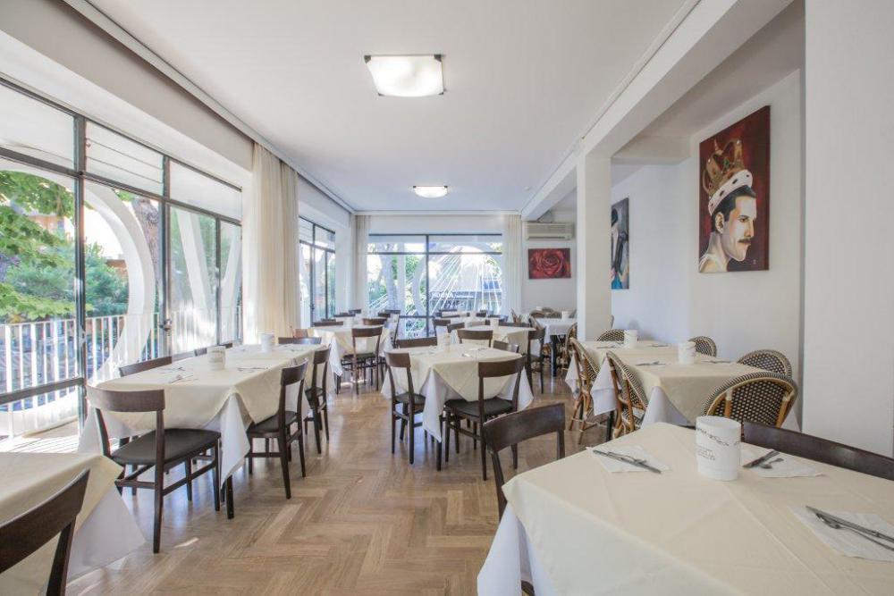 Hotel Hollywood Riccione Luaran gambar
