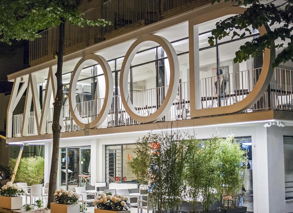 Hotel Hollywood Riccione Luaran gambar
